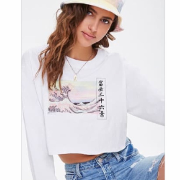 Mount Fuji Graphic Tee - Picture 2 of 2